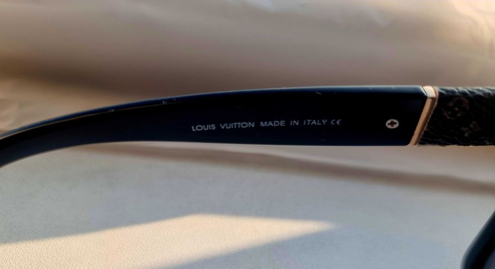 Ochelari de soare Louis Vuitton UV400.