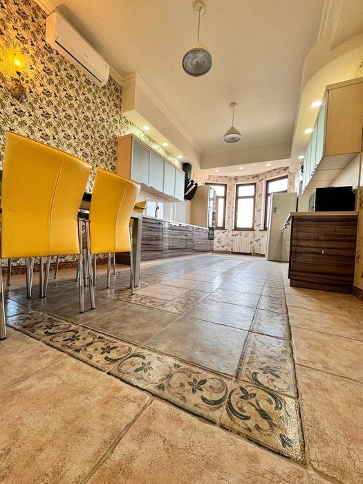 Продается 4х ком квартира в новостройке, ор-р: Госпитальный, 189м²