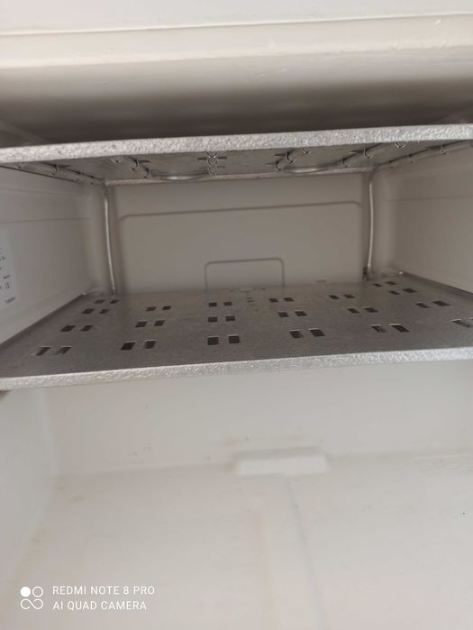 Вертикален фризер 4 чекмеджета Либхер