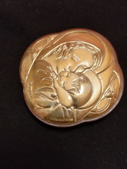 Дева Мария с Младенеца