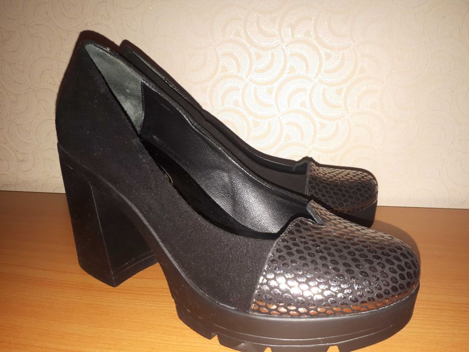 Женская обувь новая