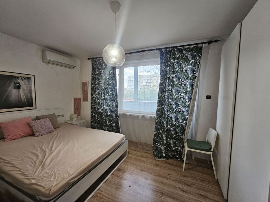 Двустаен апартамент в ж.к. Сухата река! Отлична локация!