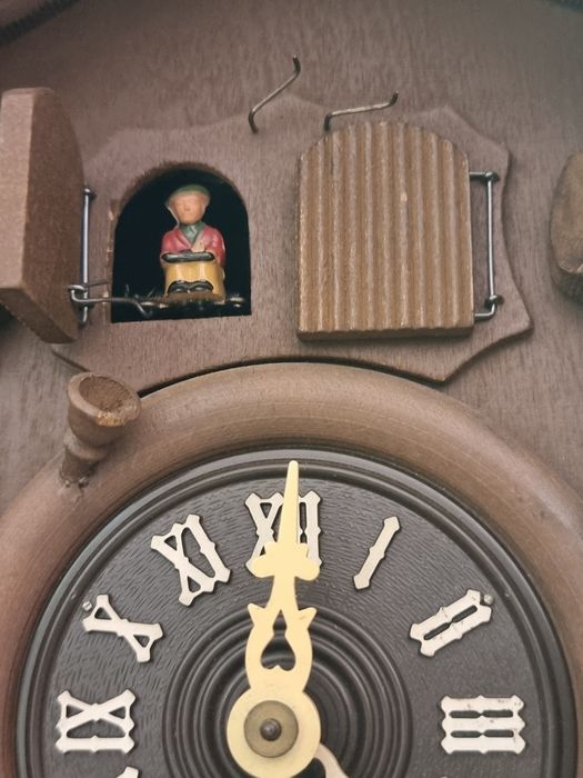 Ceas cu cuc vest german cu tematica vanatoreasca