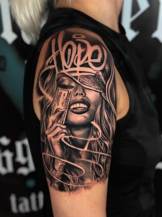 Tatuator profesionist cu preturi cinstite!  Orice stil.  Sector 6