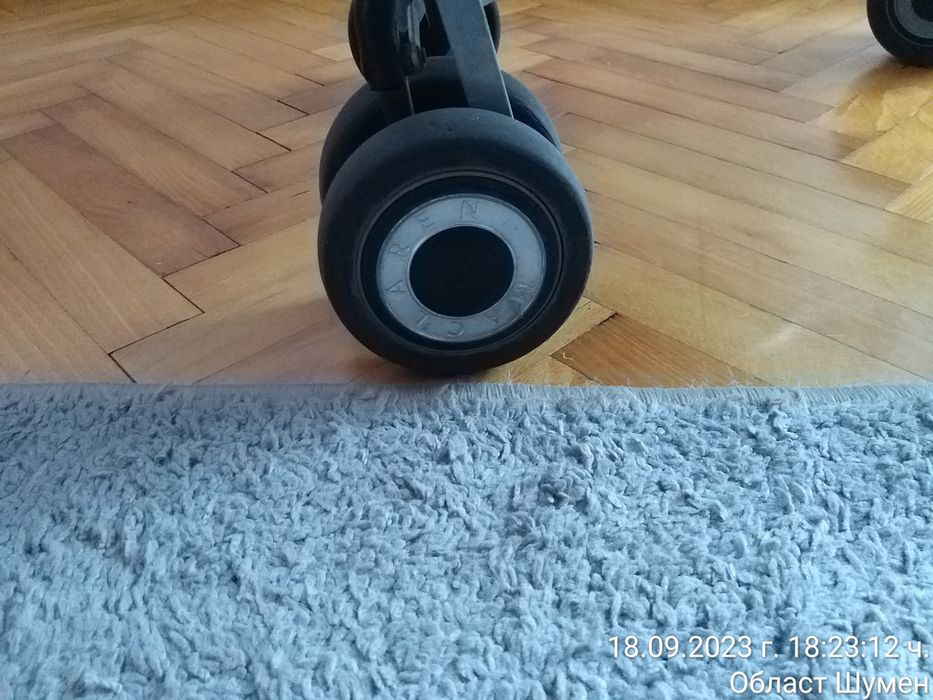 McLaren quest количка за малки деца и бебета