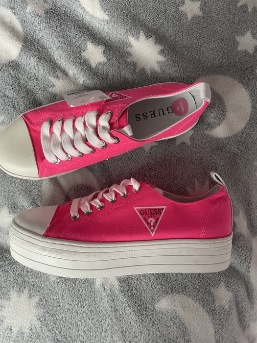 GUESS женски обувки