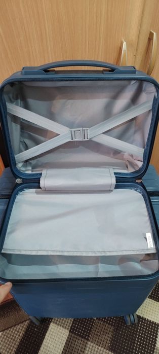 Чемодан в отличном состоянии