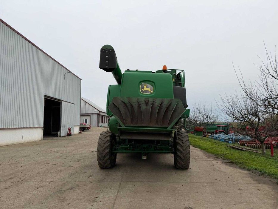 De vanzare combina John Deere W540
