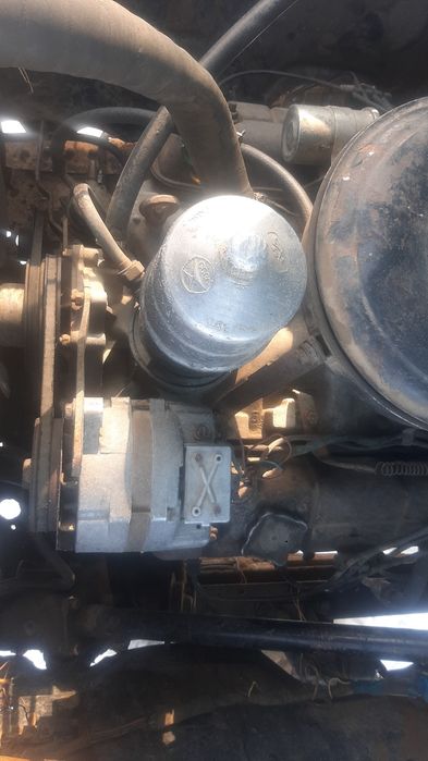 Газ 53 на полном ходу