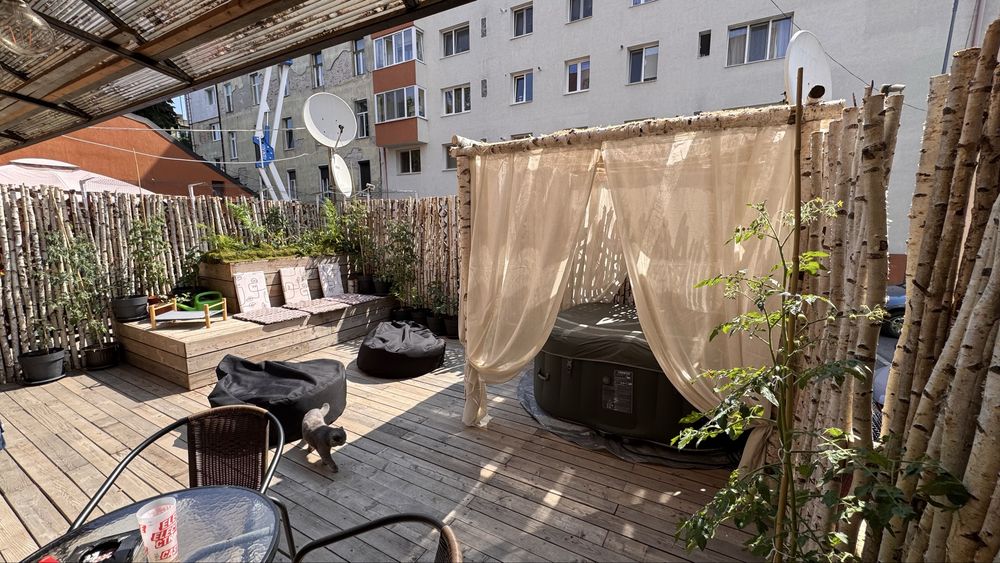Baldachin inaltime 200cm lungime 180cm  latime180 cm din mesteacan cu perdele