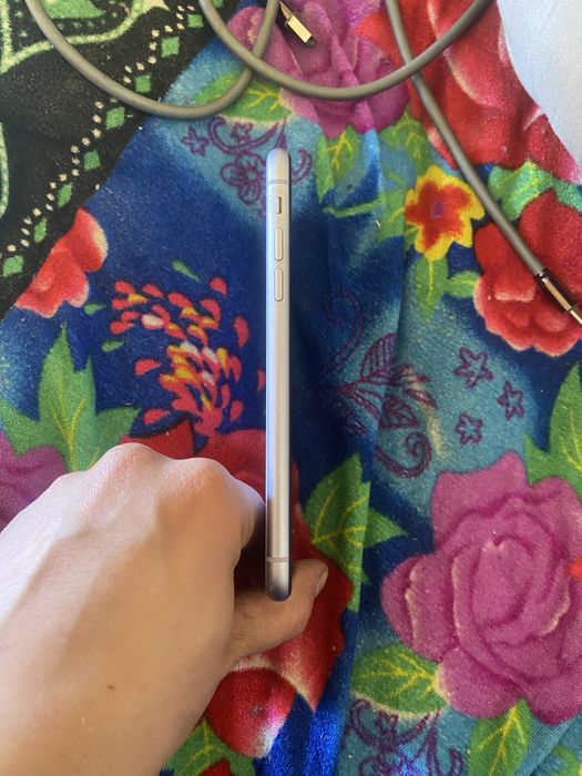 Айфон 11 64гб емк 98