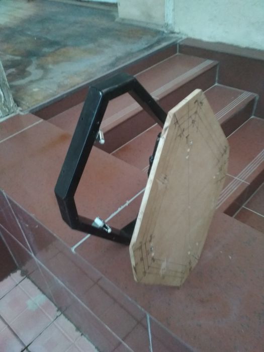 Люк невидимка под плитку кафеля и керамогранита В 60 см  Ш 30 см