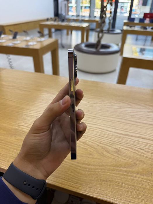Srochno ! Iphone 14 pro max yaxshi xolatda