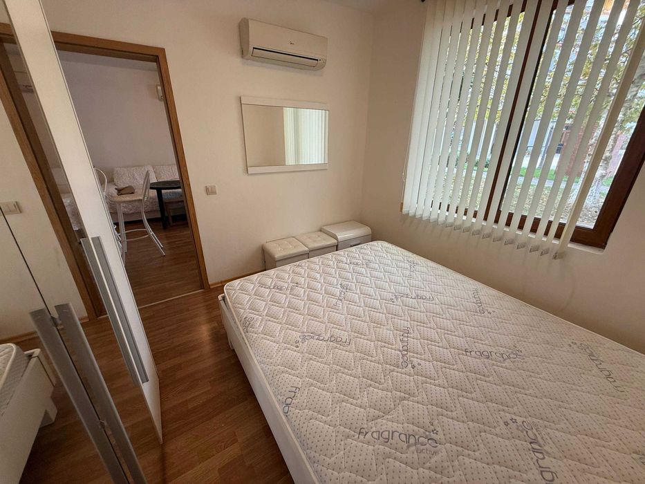 Двустаен апартамент в к-с ”Vineyards Resort”, разсрочено плащане