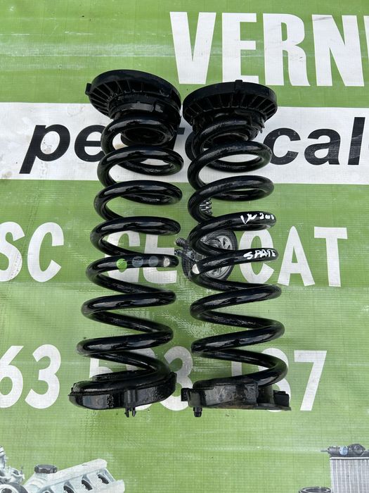 Arcuri spate stânga , dreapta spate  Mercedes C Class W205 2015