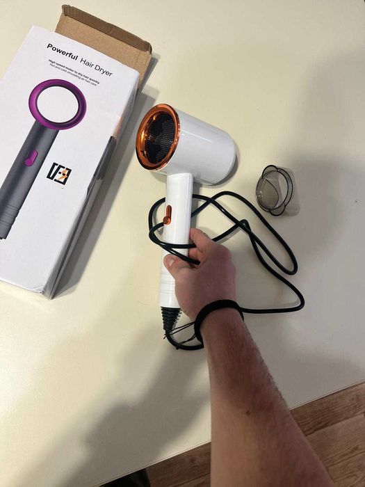 Uscător de păr profesional