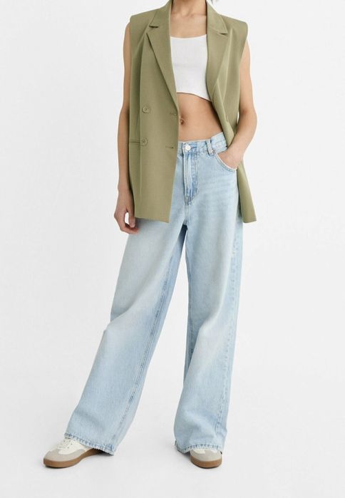 Продам жилет Stradivarius