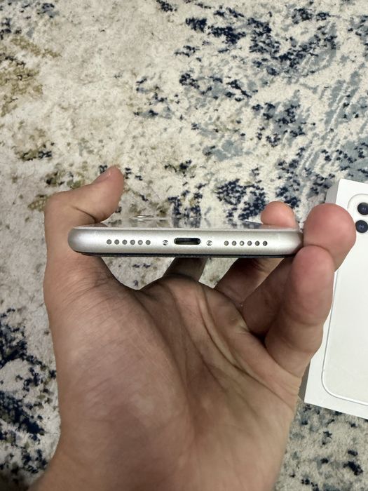 Продается Iphone 11