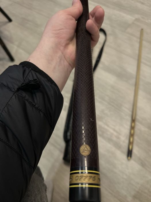 Продам кии Легенда Венский (амарант)