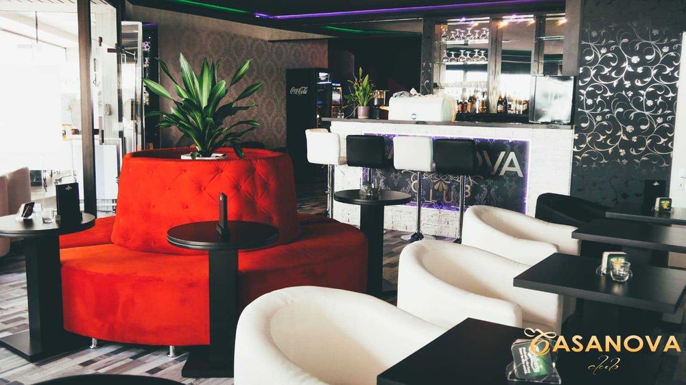 Mese bar, fast-food, restaurant, pub, pizzerie, club, terasa.