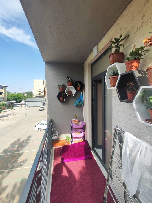 3-Хонали уй сотилади