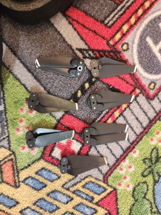 Dronă DJI Spark plus accesorii