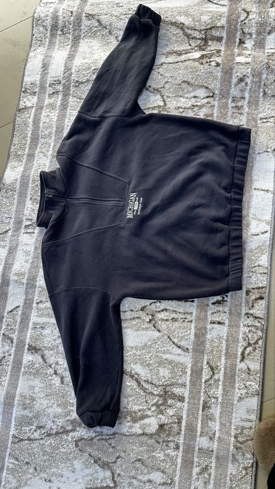 Срочно арзан бағада киімдер