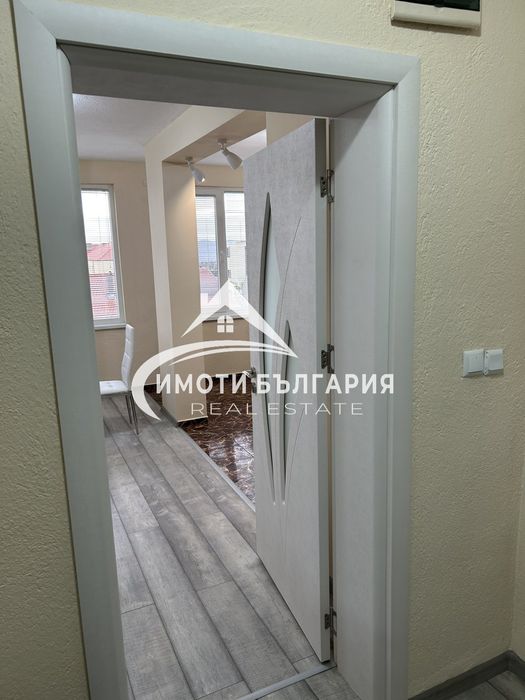 Продава се Тристаен апартамент в Карлово - 82 кв.м за 1690 €/кв.м - Снимка #4