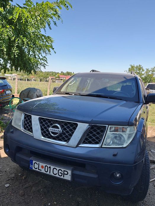 Nissan pathfinder 2005