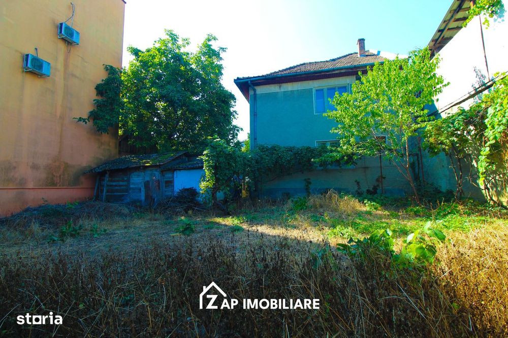 Cartierul 7 Noiembrie - Casă P+E Solidă - Singu