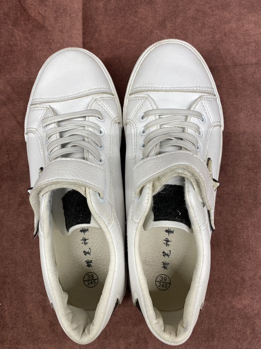 Кроссовки детские