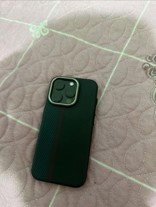 iphone 15 pro идеал , гарантия 2025 март