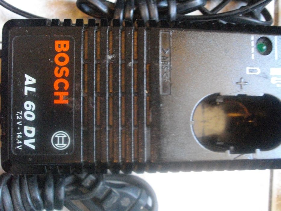 Bosch Зарядно Бош 7,2V-14,4V 0,4A -1,9A за никел-кадмиеви батерии