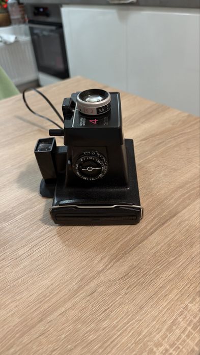 Aparat foto vintage Polaroid Square Shooter 4