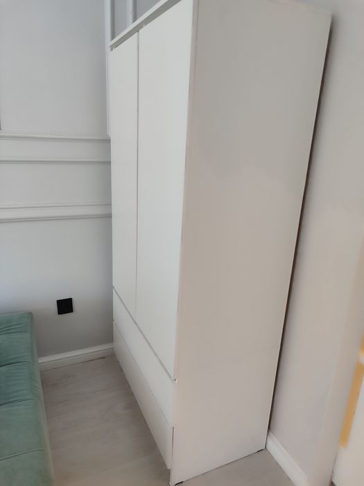 Шкаф для одежды небольшой