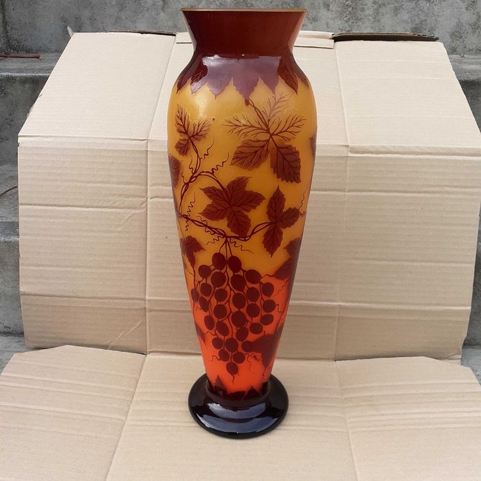 Vind vaza sticla semnata