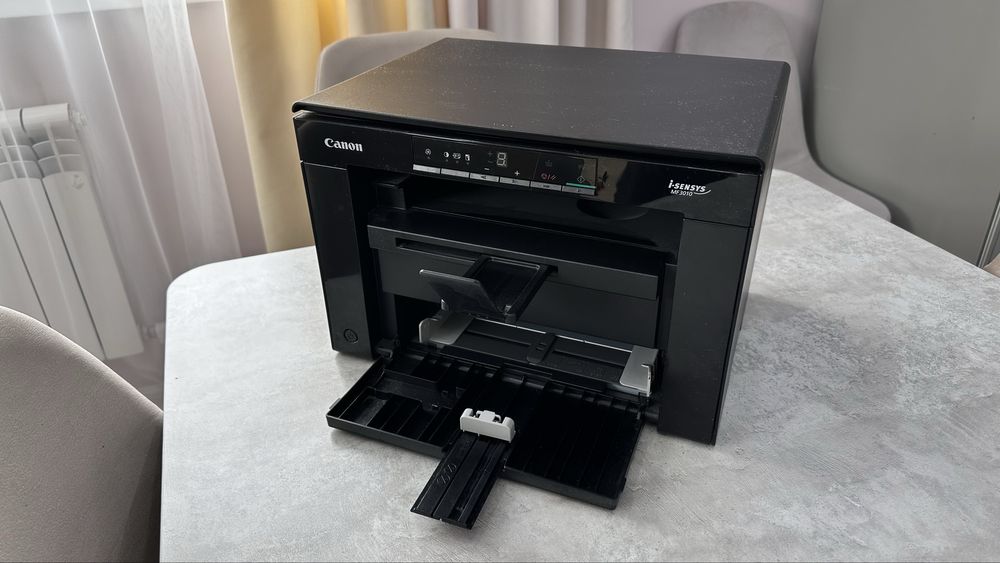 Продам принтер Canon MF3010