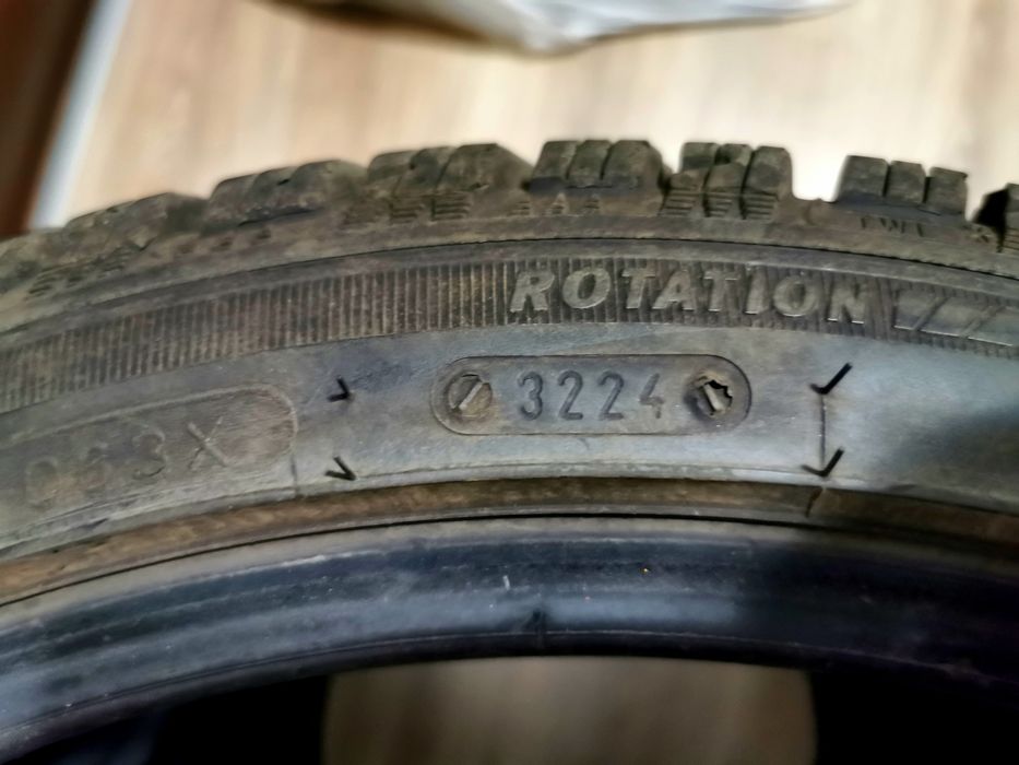 Зимни гуми 225 40 18