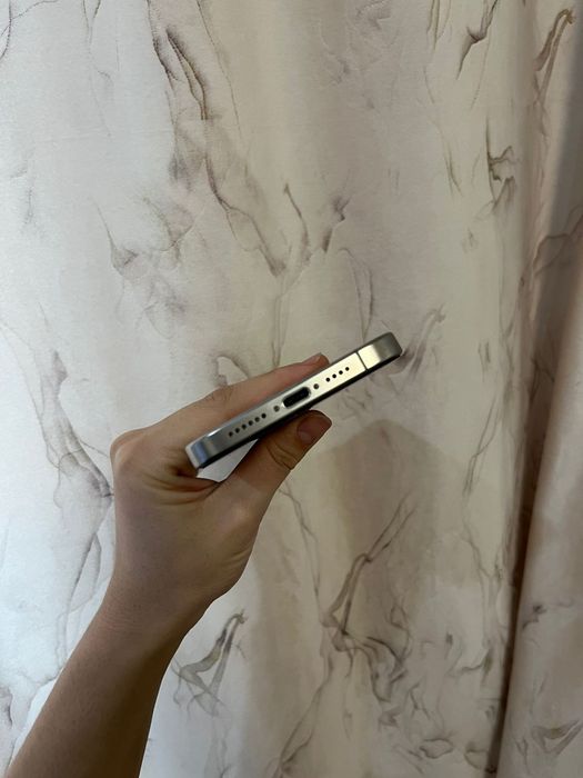 Продам айфон 15 про Макс