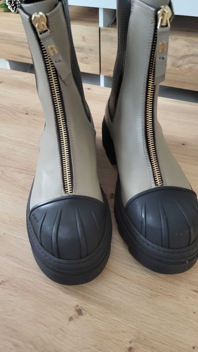 Дамски боти furla