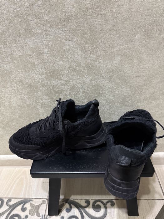 Зиминие кроссовки натуральные