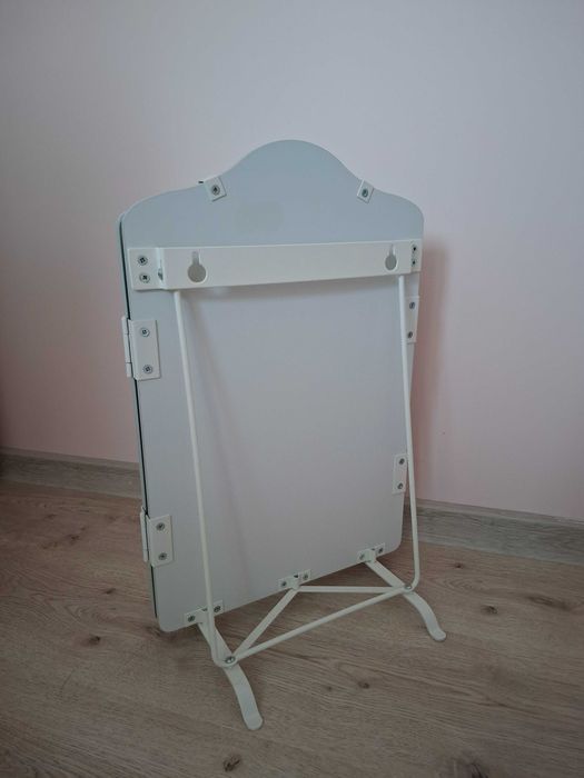 Огледало на стойка. Ikea