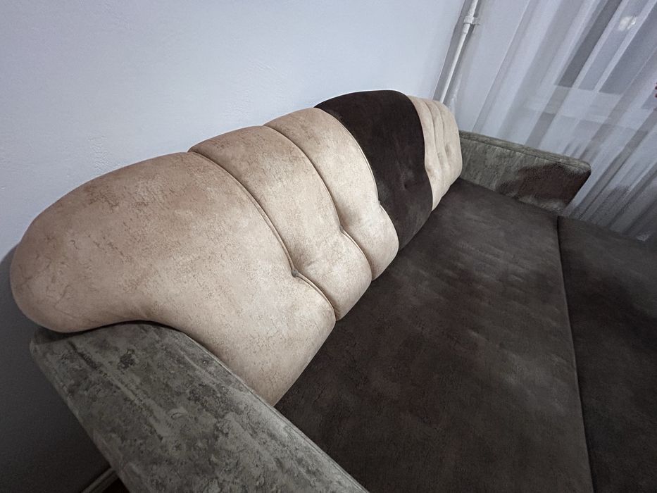 Canapea extensibilă
