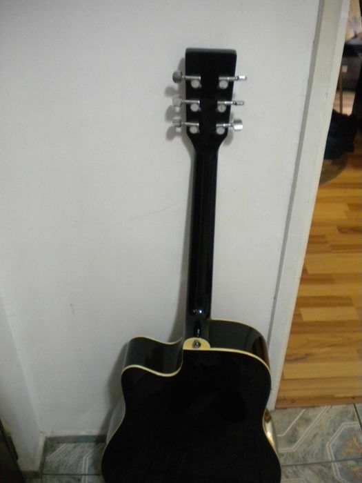 Chitara electroacustica AXMAN(husa)