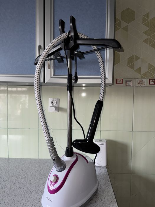 Отпариватель в хорошем состоянии