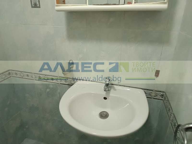 Продава се Двустаен апартамент в София, Люлин 8 - 62 кв.м за 2581 €/кв.м - Снимка #10