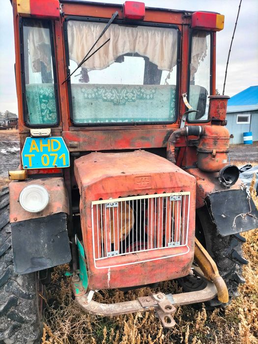 Продам трактор Т -16
