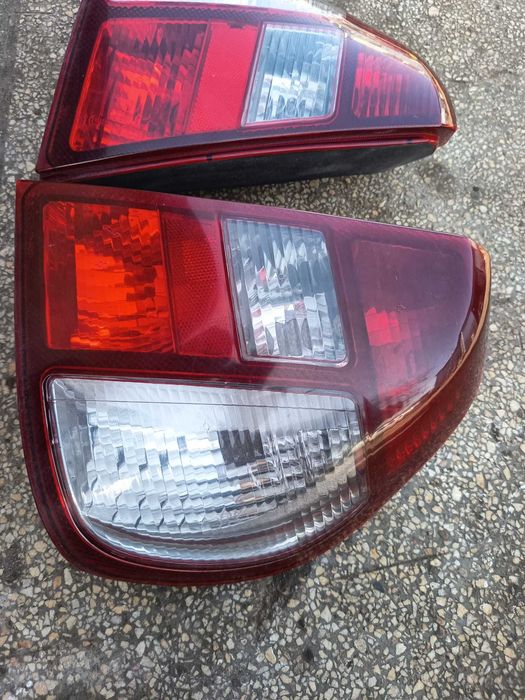 Lampa Spate Renault Symbol/Thalia partea stanga/dreapta