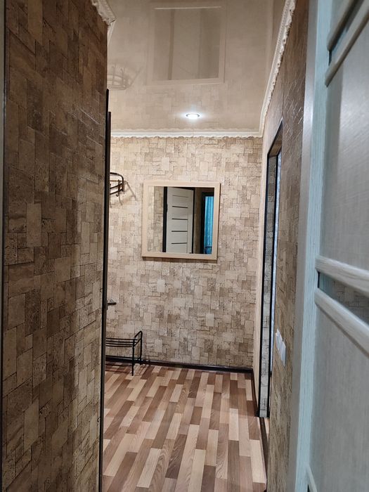 1ая. Чисто. Всё есть!!