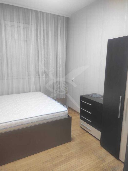 Дава се под наем Тристаен апартамент в Пловдив, Кючук Париж - 100 кв.м за 550 € - Снимка #9